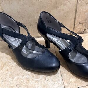 Life Stride Black Women's Heels